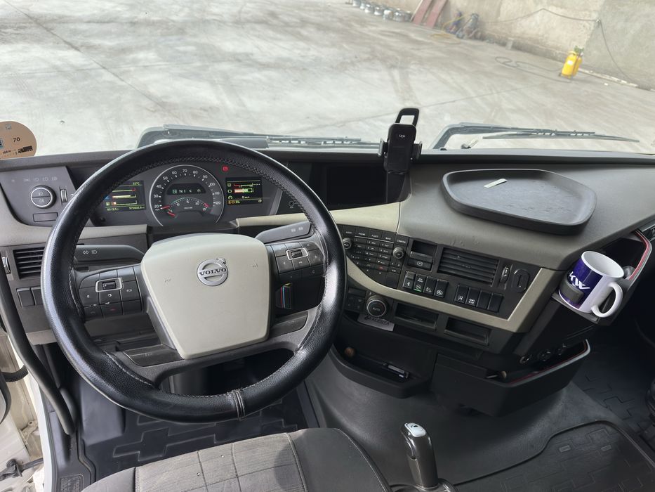 Volvo evro 6 Тигач Продается