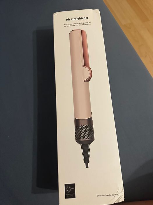 Uscator de par – air straighter- nou în cutie