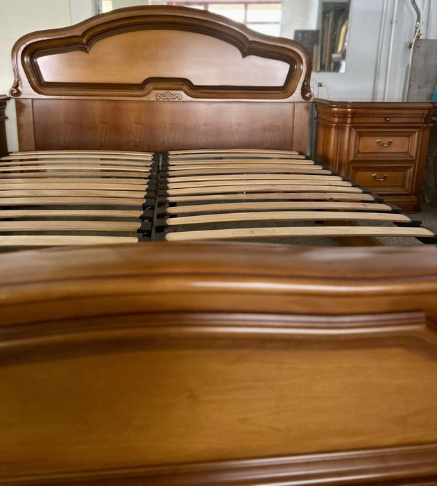 Mobilier dormitor din lemn