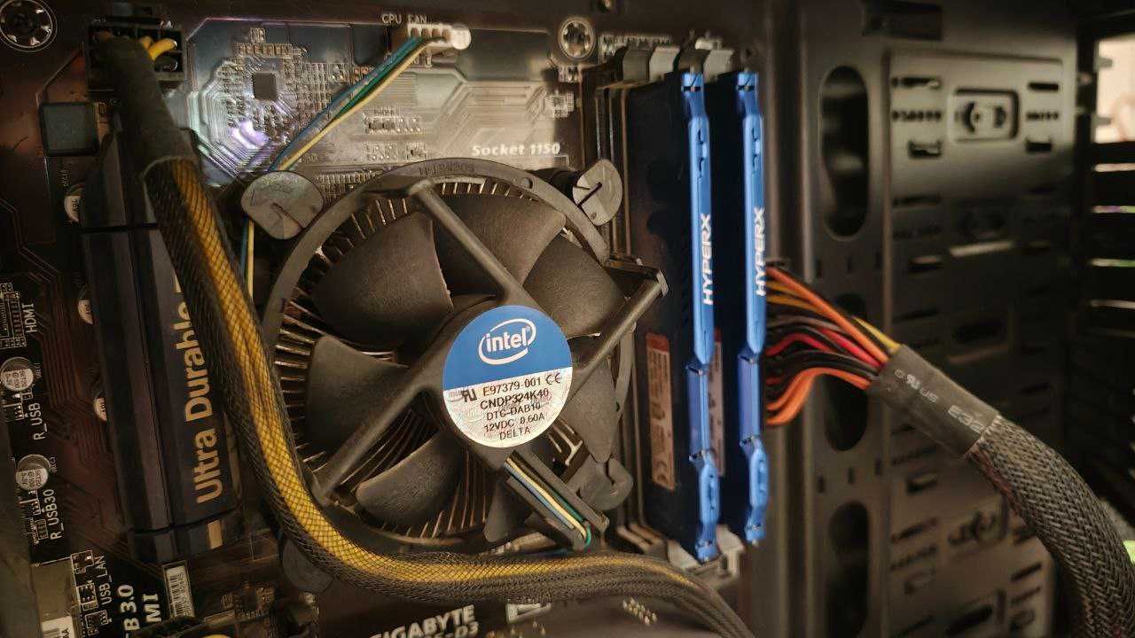 PC componente Intel Pentium G3430, GTX 650, Gigabyte P85-D3, 8GB RAM