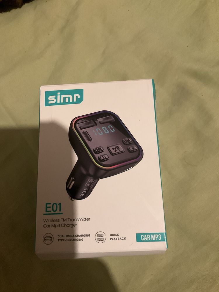 Transmitator fm cu bluetooth