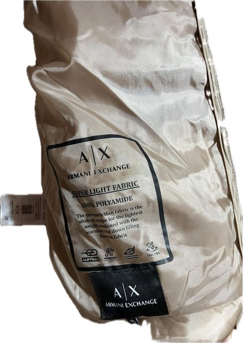 Мъжки елек boss армани. Нова цена 69 лв