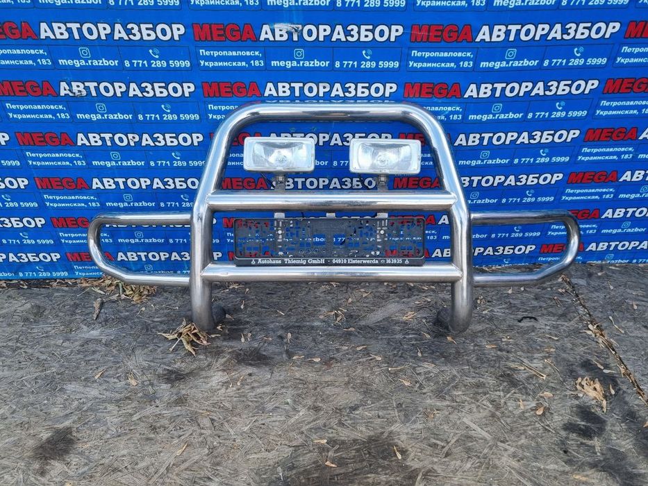 Кенгурятник на Honda CRV.