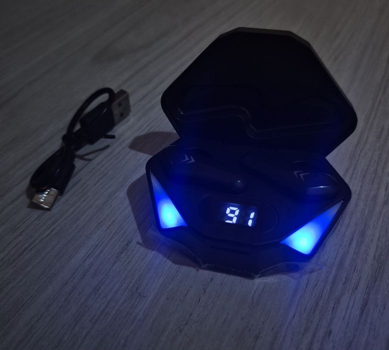 Vand casti wirelles!