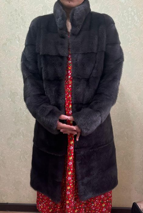 Продам норковую шубу