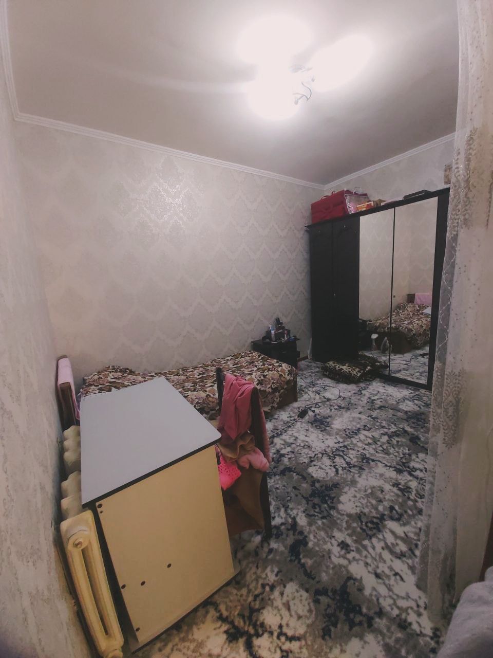 Продаю свой Дом, Яшнабадский район ул.Баку до центра 1-2 км.