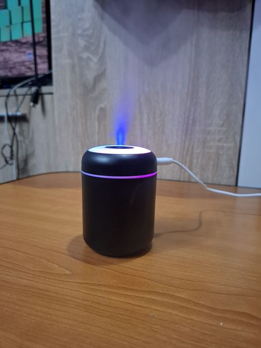 Umidificator Aromaterapie cu LED – Silențios, Perfect pentru Casă