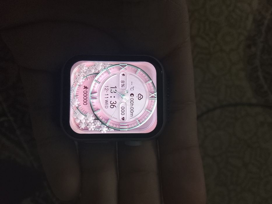 продам часы айфоновские часы,состояние отличное