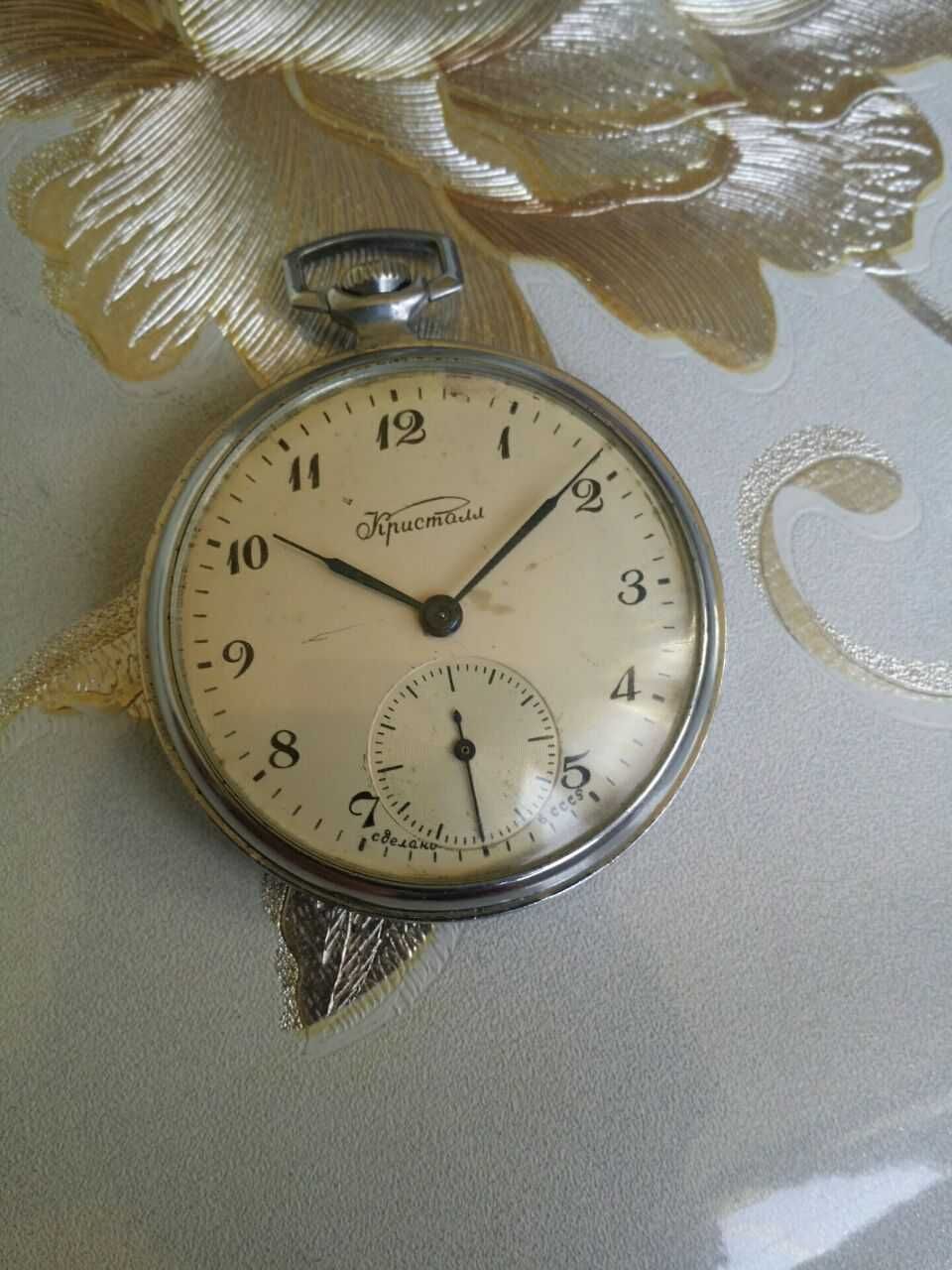 Продам карманные часы " Кристалл" 1963г. вып.