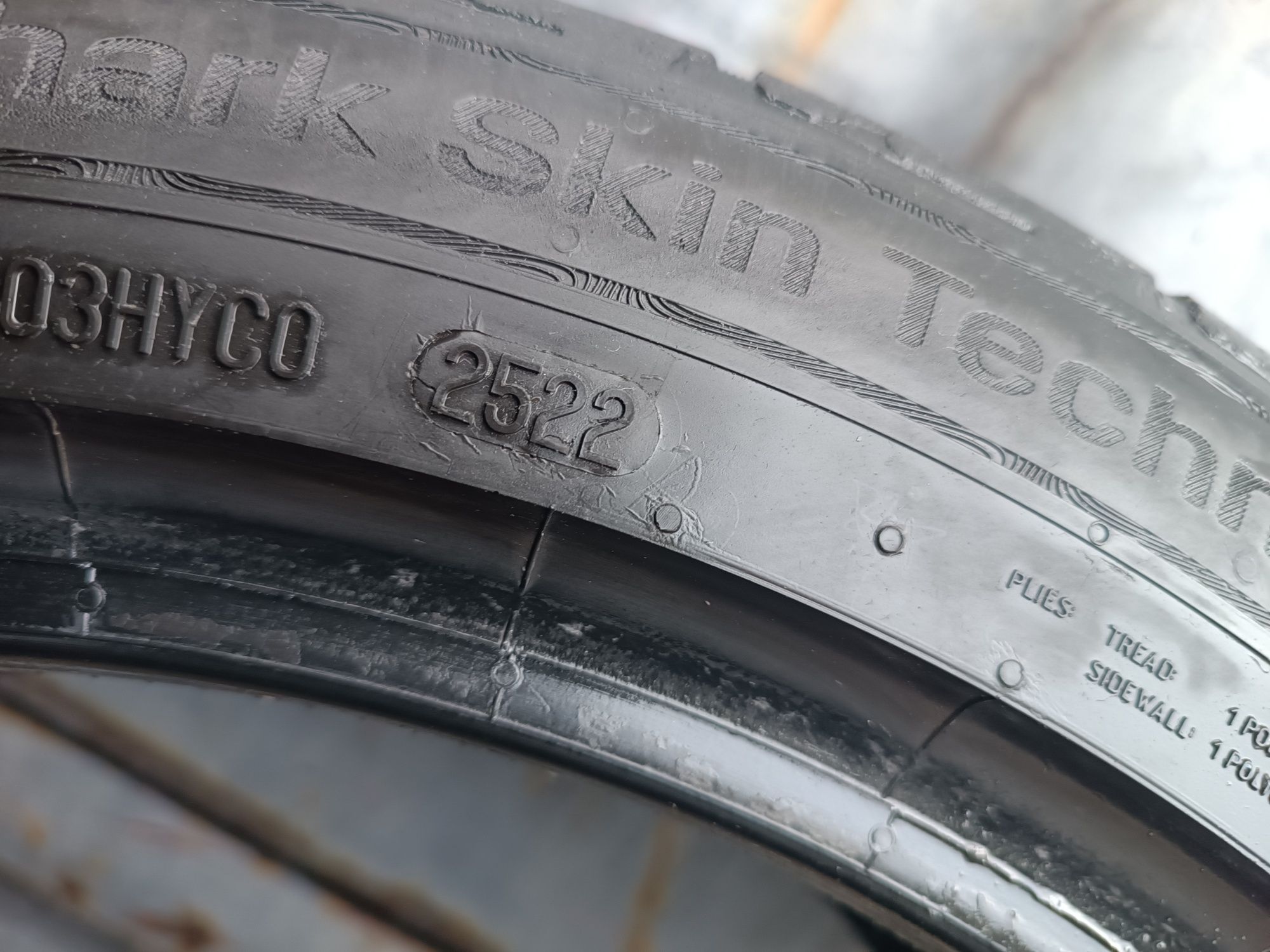 225/45/17 Uniroyal Дот 2522