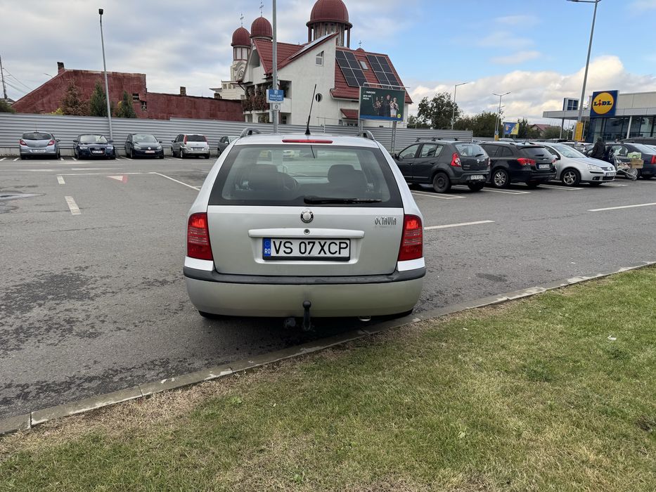 Skoda Octavia 1.6i