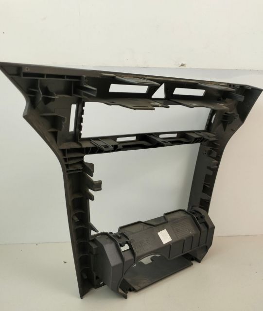 Consola centrala Trim  330188061 Opel Astra H