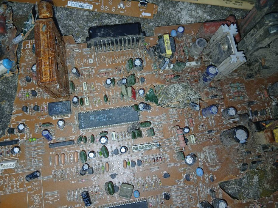 Платки от тв ,компютър, и монитори.