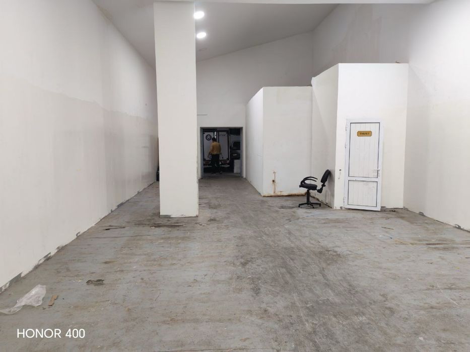 Сдаем  в аренду склад с офисом общая площадь 200 кв