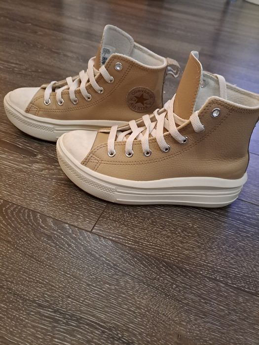 Adidași Converse