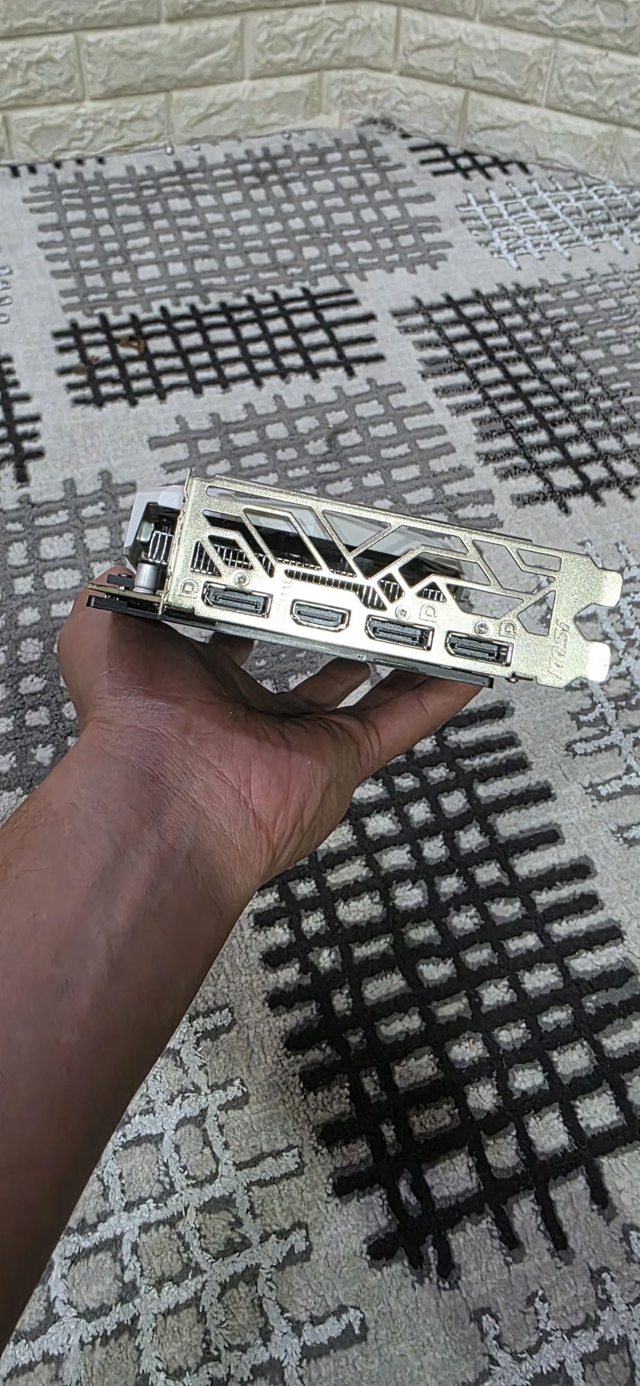 GeForce GTX 1660 Ti ARMOR 6GB OC  MSI