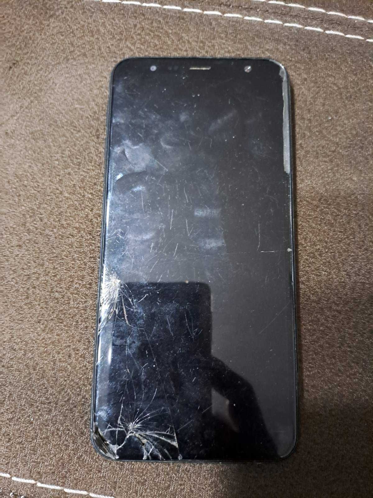 Samsung galaxy j4 plus счупен екран за части