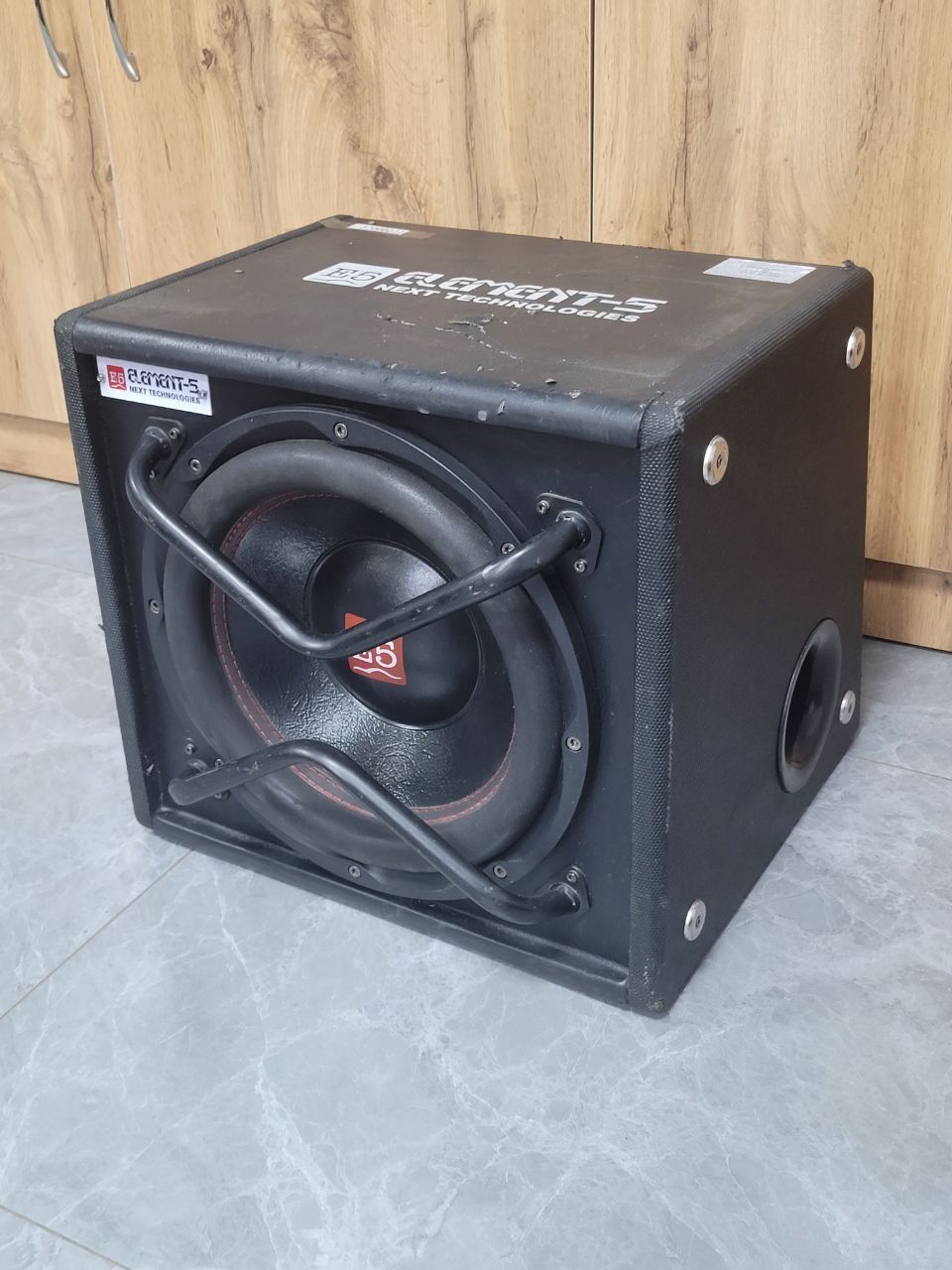 Сабвуфер Element E5