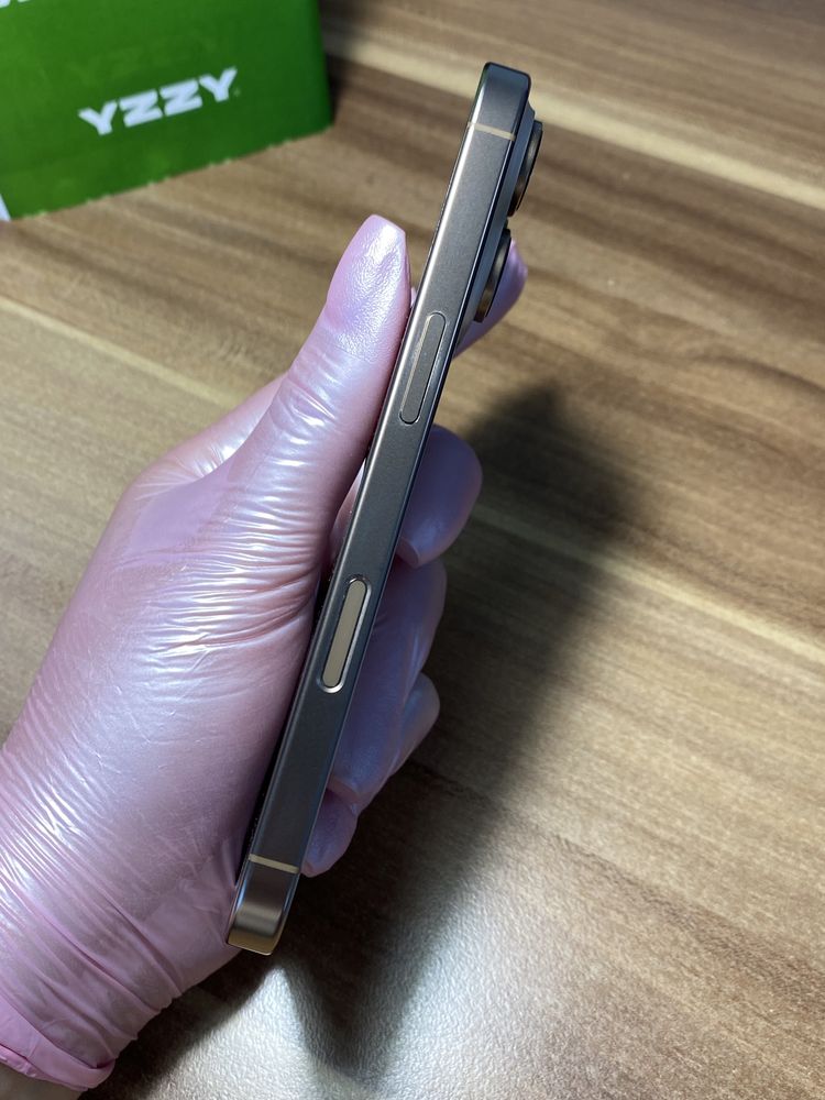 iPhone 16 Pro/256 GB/Garanție 24 luni|Sănătate baterie 100%/Foarte bun