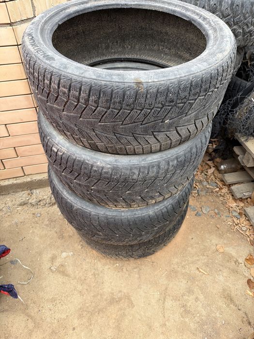 Шина 245/40/19 hankook