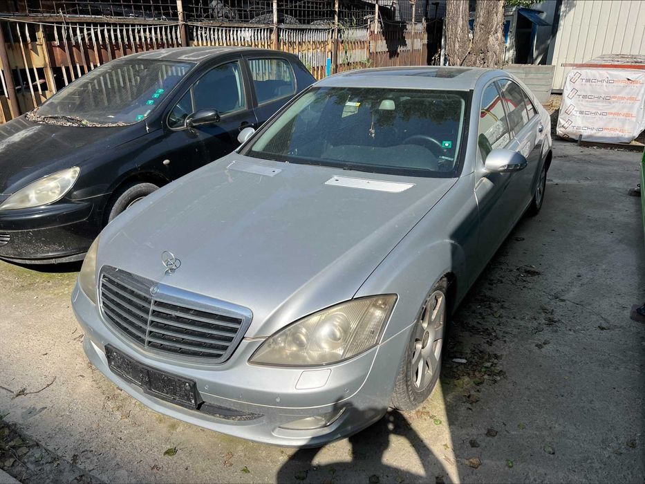 Peugeot 307 и Mercedes на части