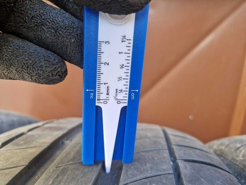 4 Michelin R18 225/50
летни гуми 
DOT4619
