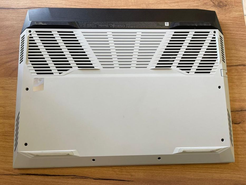 Laptop Gaming DELL G15, Ryzen 7,SSD 500GB,RTX 3050 - 4GB -A-