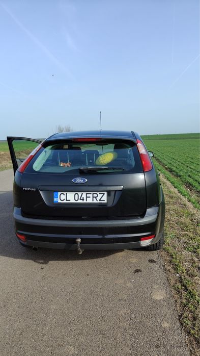 De vanzare ford focus 1.6 benzina