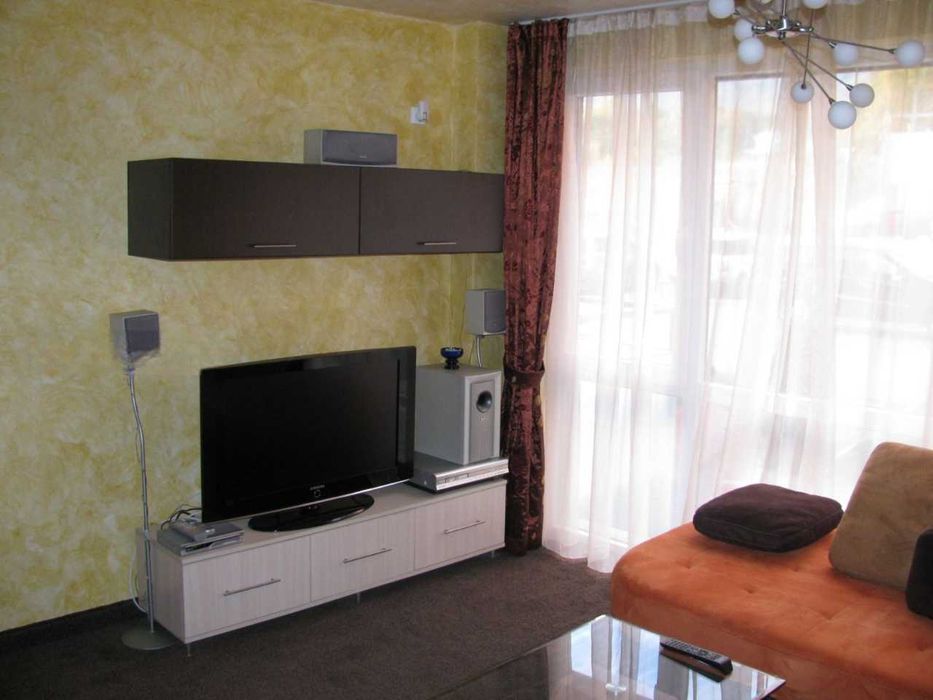 Дава се под наем Двустаен апартамент в София, Драгалевци - 60 кв.м за 433.5 € - Снимка #1