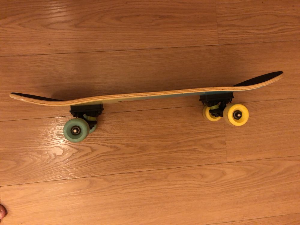 Skateboard pentru incepatori (copii)