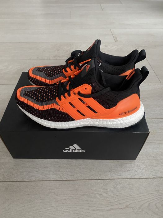 Adidas ultraboost dna juve