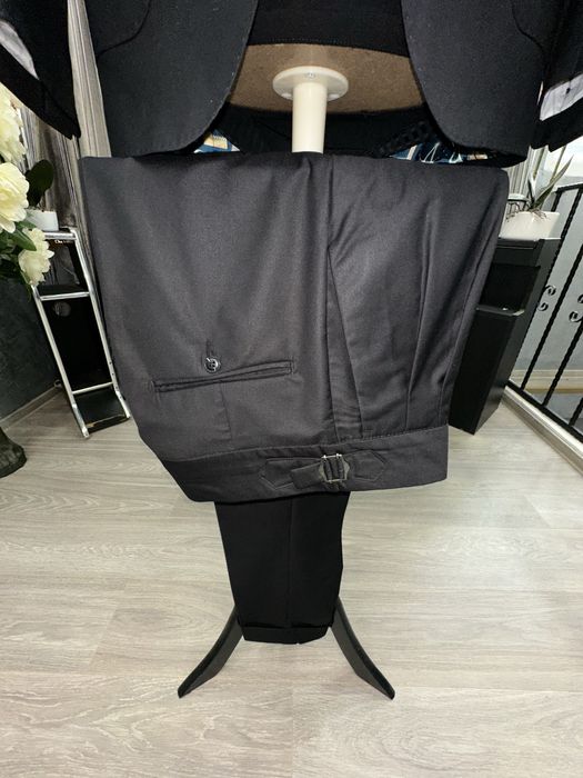 Costum Sartoria, Marimi disponibile.46/48/50/52/54/56