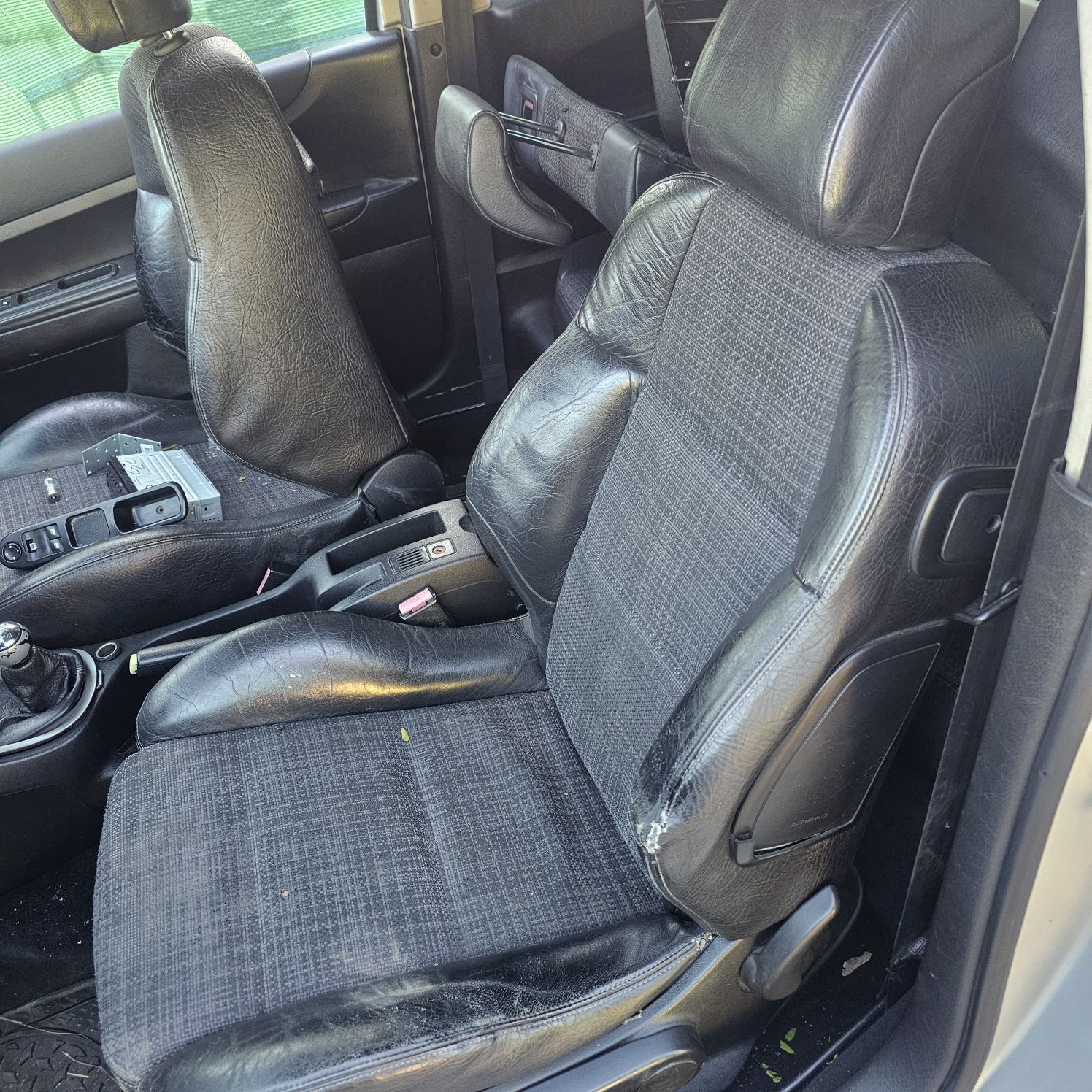 Peugeot 307 2.0 бензин на части само!