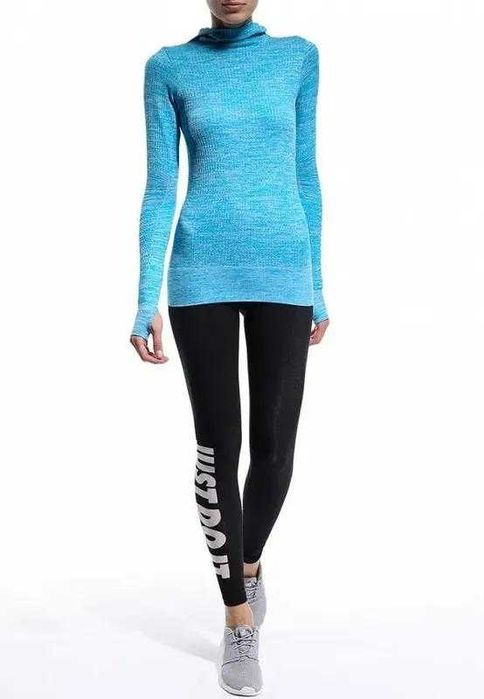 Nike Pro Оригинална дамска фланелка с качулка размер M