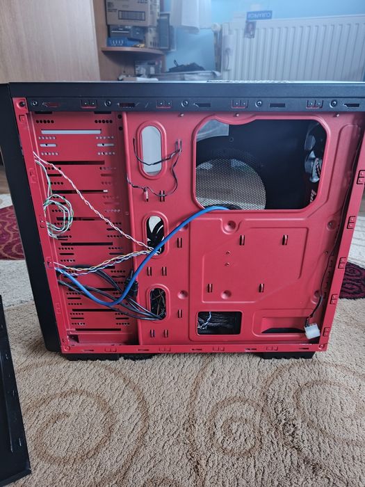 Carcasa PC gaming Super flower+ Sursa Njoy Wooden 850W gold
