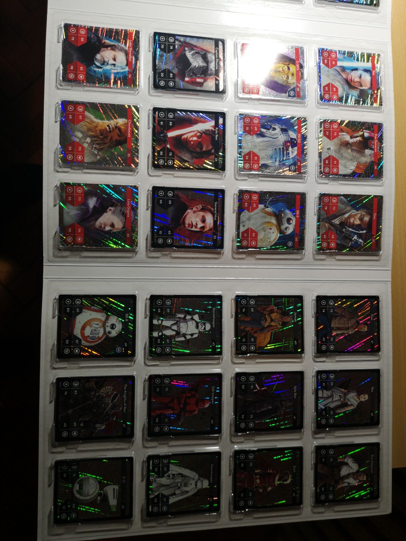 Album cu toate 48 holografice star wars cartonase kaufland complet