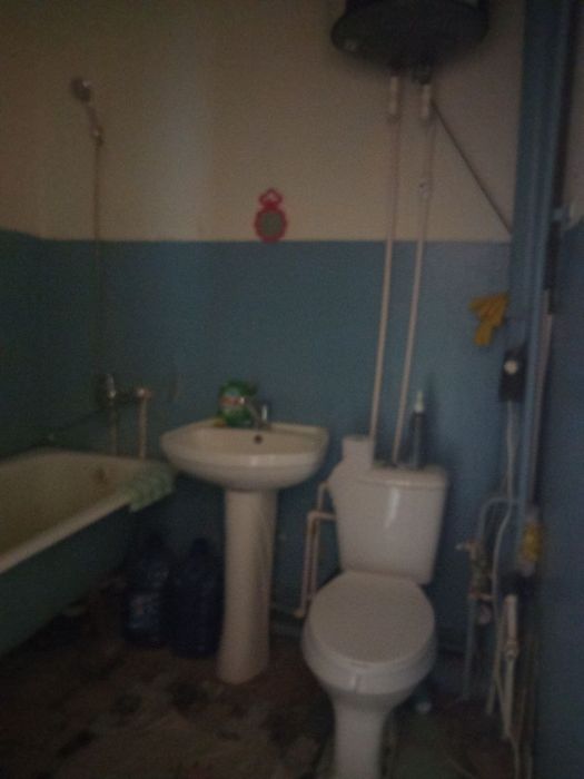 Сайилжой мфйда 1 Хона 2хона килинган кв ижарага берилади