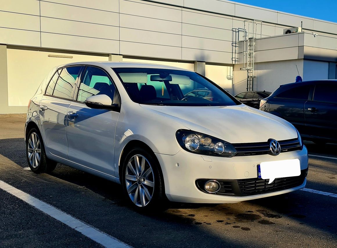 Vând Volkswagen Golf VI 2.0 TDI 110 HP!