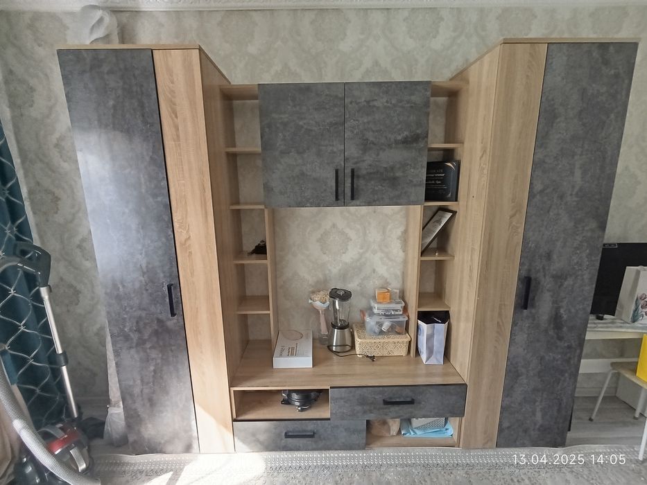 Горка стенка за 50 тысяч тенге