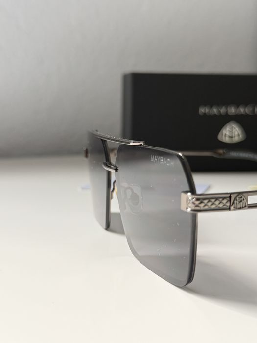 Слънчиви очила MAYBACH