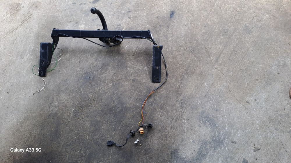 Oригинален теглич за Ситроен Ц4 / Citroen C4