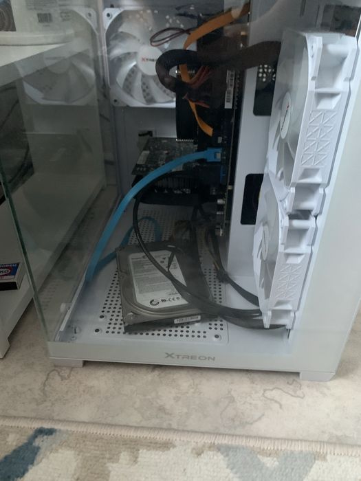 Пк почти новый в идеальном состоянии