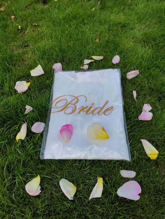 Халат за булка с бродерия