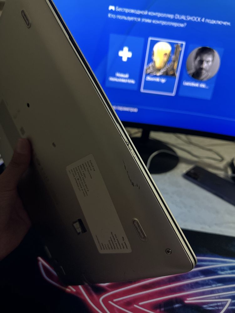 HP Elitebook 8/128GB