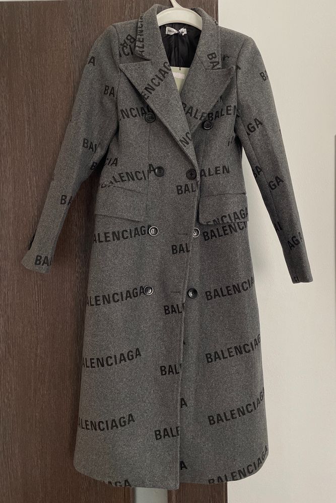 Palton Balenciaga