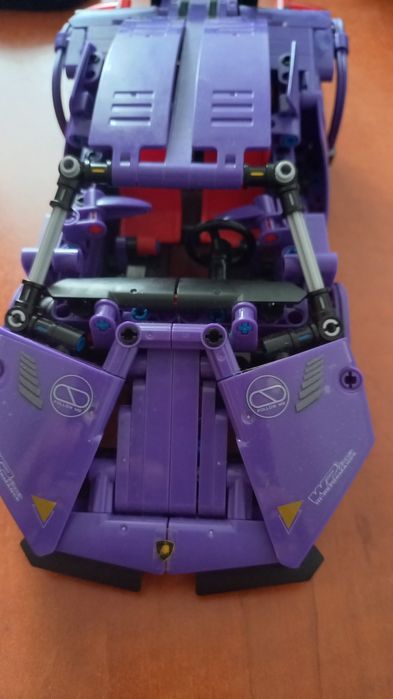 Masina Lamborghini tip Lego Tehnic