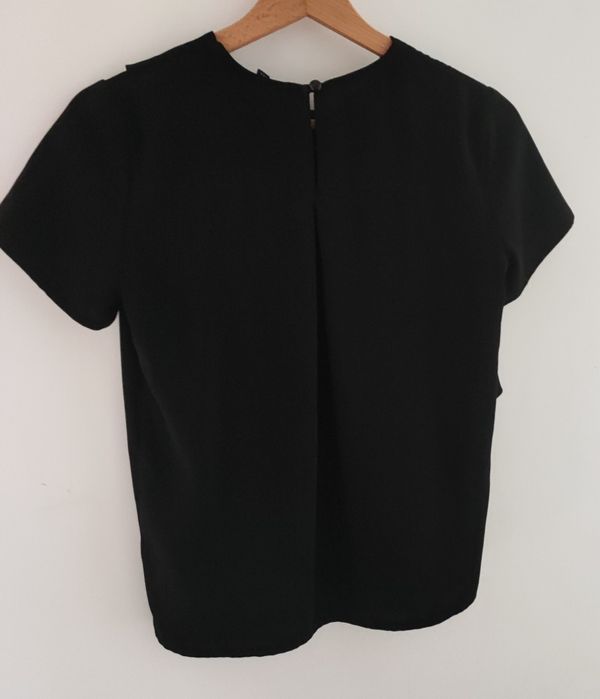 Bluza eleganta de culoare neagra