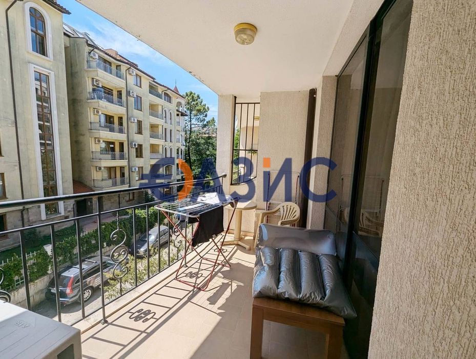 Продава се Двустаен апартамент в к.к. Слънчев бряг - 63 кв.м за 1110 €/кв.м - Снимка #9