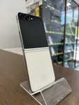 Samsung Z Flip5 / 256GB / Garantie 6 luni
