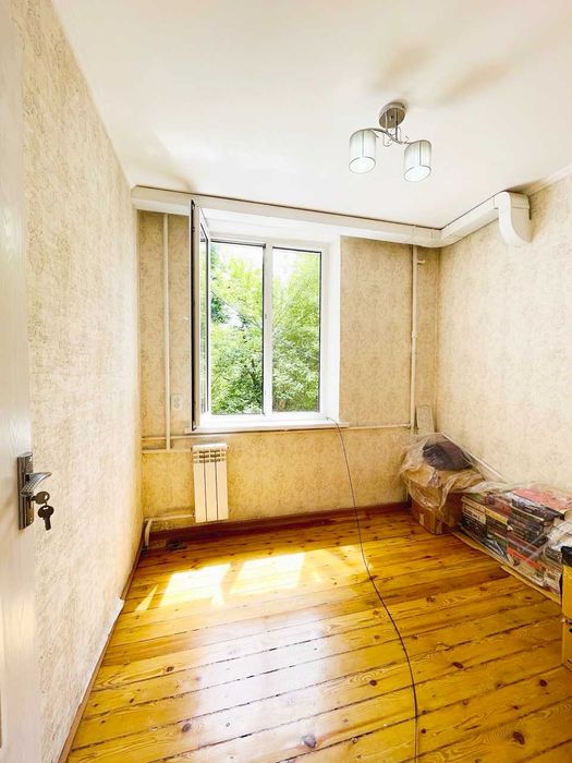 2 в 3/3/5, Дархан, кирпич, 54 метра. СК СТАРТ, Канишка. Евроремонт